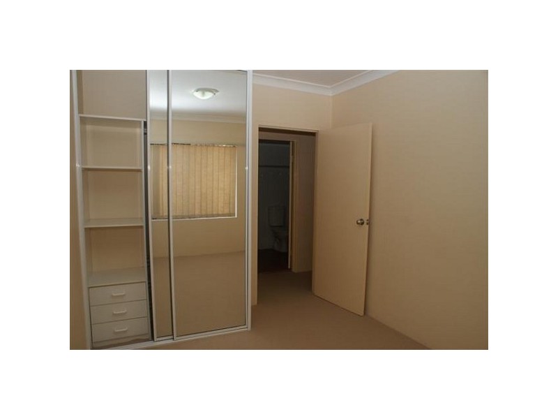 1/18-22 Campbell Street, Northmead NSW 2152