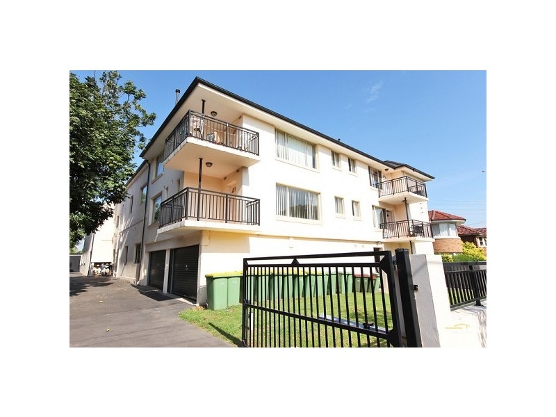 2/82 Weston Street, Harris Park NSW 2150