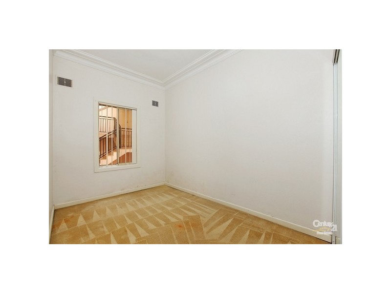 2/82 Weston Street, Harris Park NSW 2150