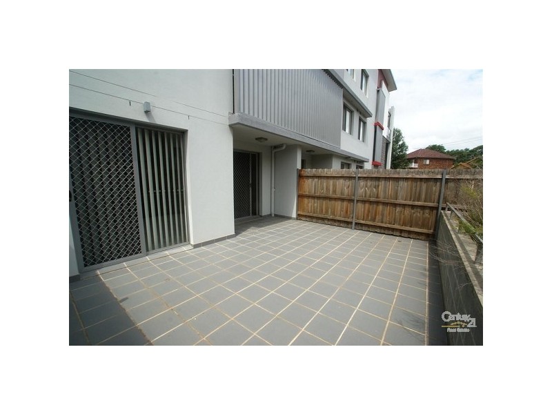 10/205-207 William Street, Granville NSW 2142