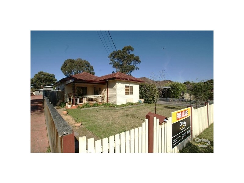 18 Johnstone St, Guildford NSW 2161
