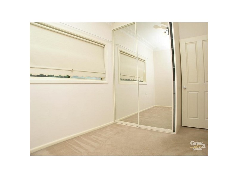 18 Johnstone St, Guildford NSW 2161