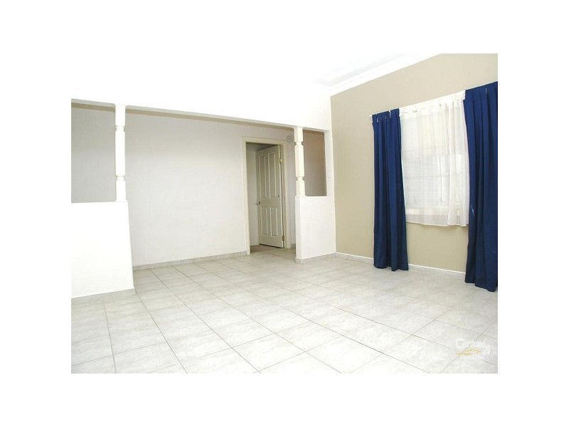 18 Johnstone St, Guildford NSW 2161