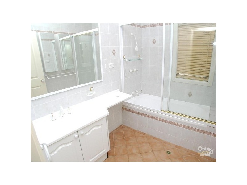 18 Johnstone St, Guildford NSW 2161