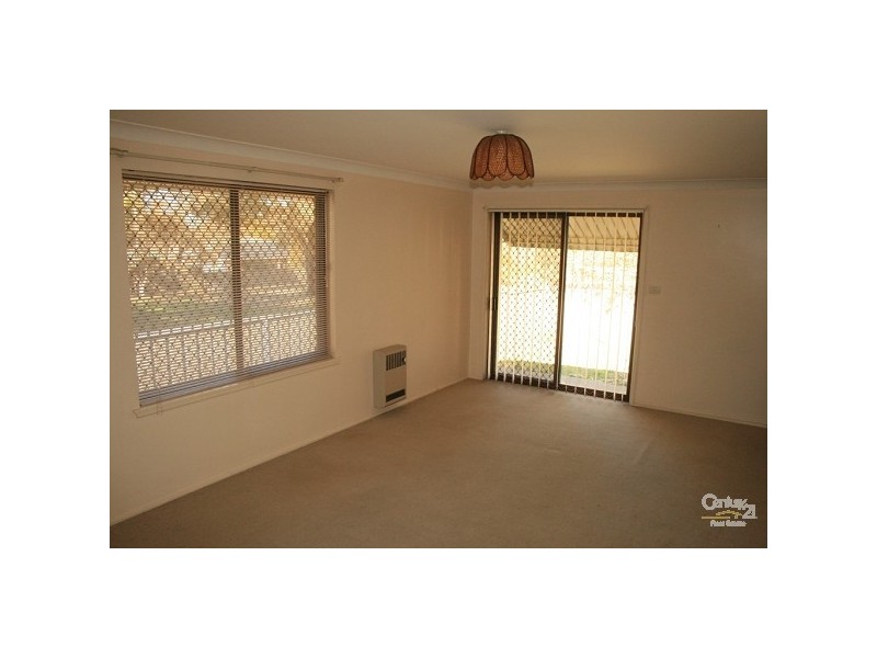 33 WENTWORTH LANE, Orange NSW 2800