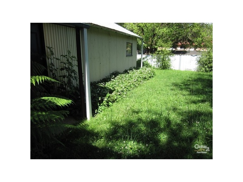 96 SAMPSON STREET, Orange NSW 2800