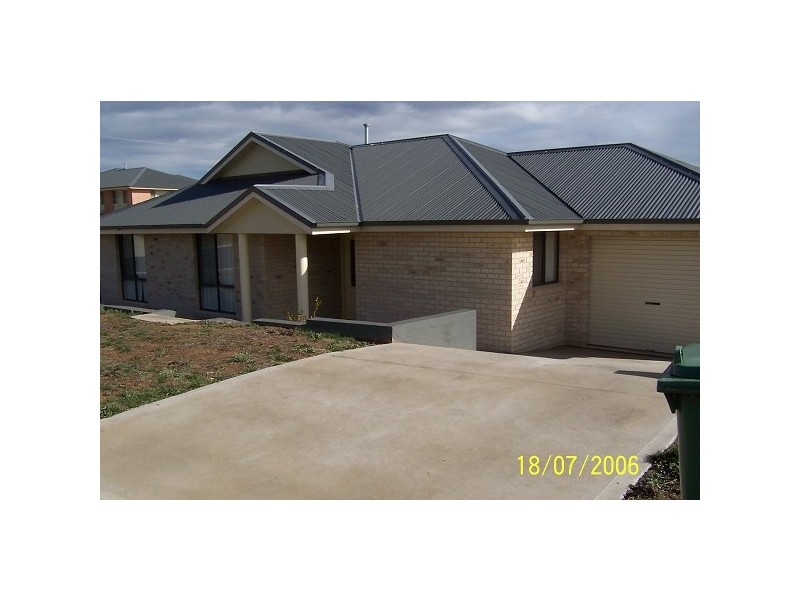 1 Kendor Place, Orange NSW 2800