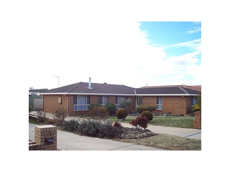 15 AVONDALE DRIVE, Orange NSW 2800