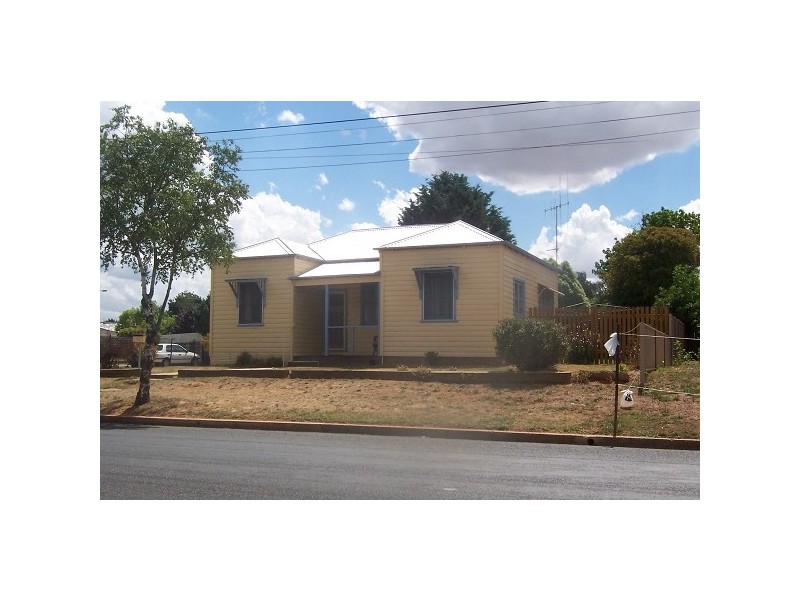 355 Peisley Street, Orange NSW 2800
