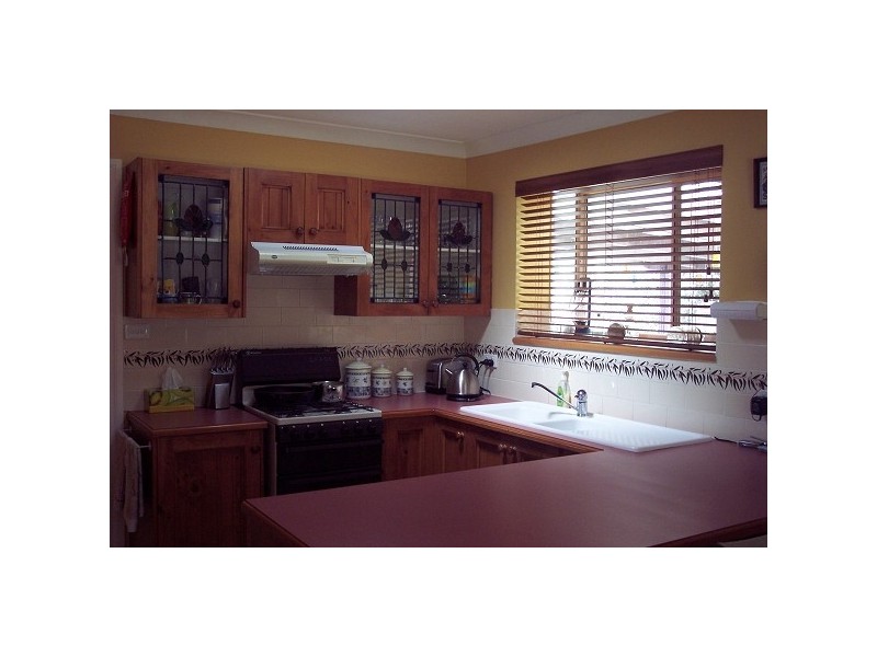 24 Orchard Grove Road, Orange NSW 2800