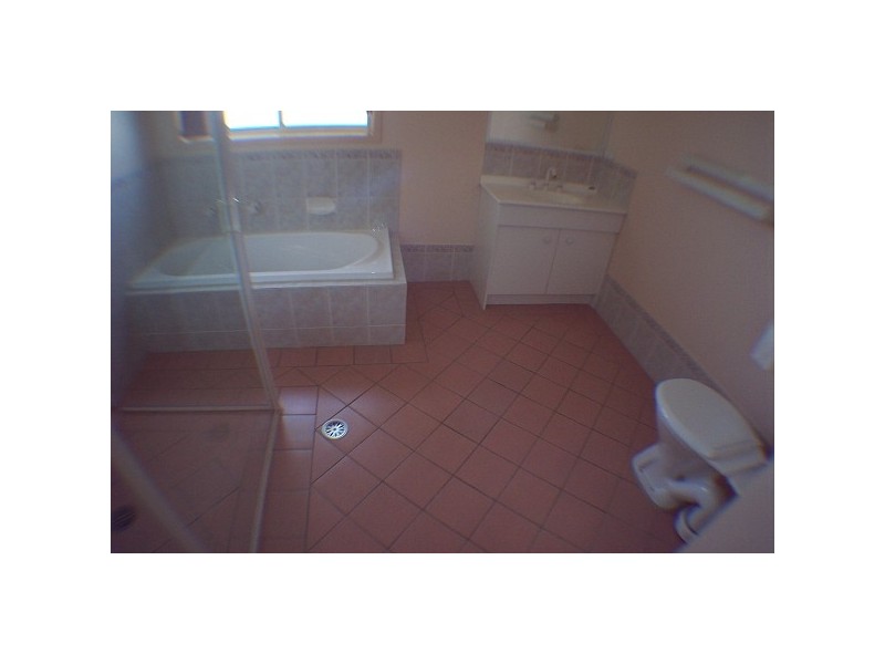 2 Melville Place, Orange NSW 2800