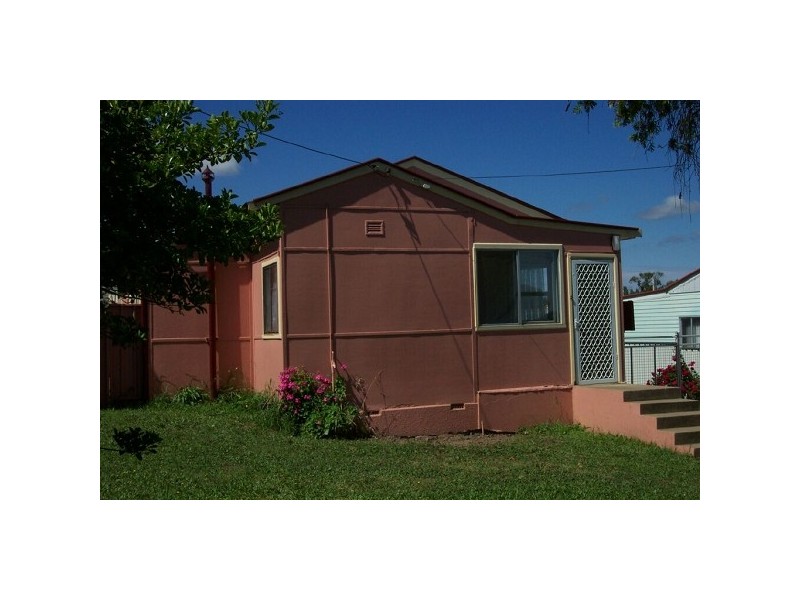 16 Moresby Street, Orange NSW 2800