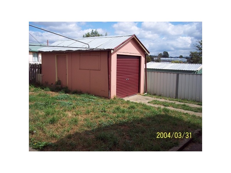 16 Moresby Street, Orange NSW 2800