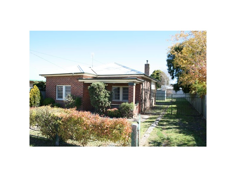 211 McLACHLAN STREET, Orange NSW 2800