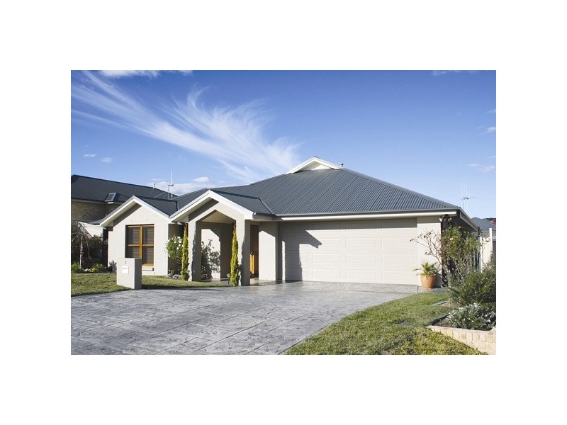 3 AVONLEA PLACE, Orange NSW 2800