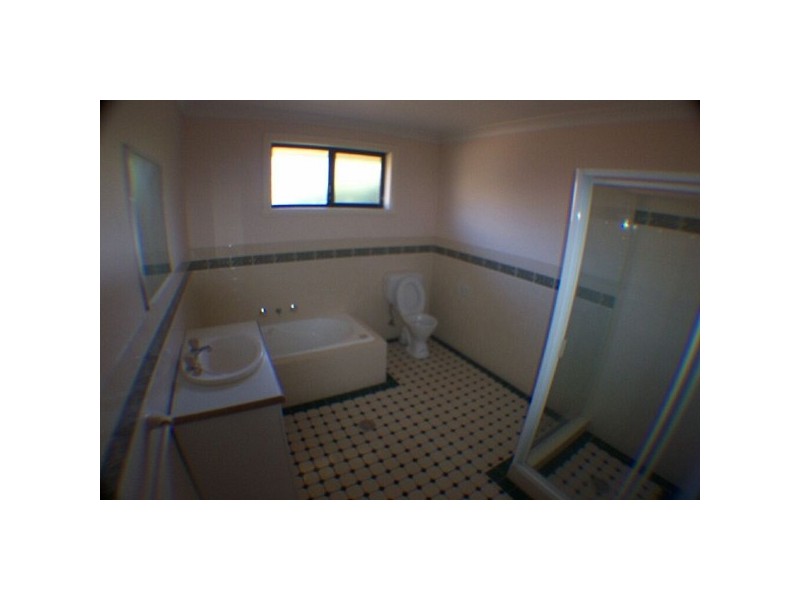 1/18 Orchard Grove Road, Orange NSW 2800