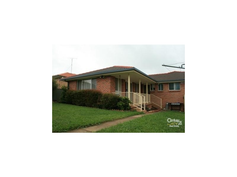 8 Agland Crescent, Orange NSW 2800
