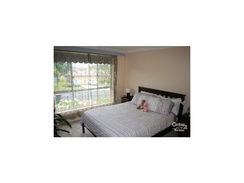 8 Agland Crescent, Orange NSW 2800