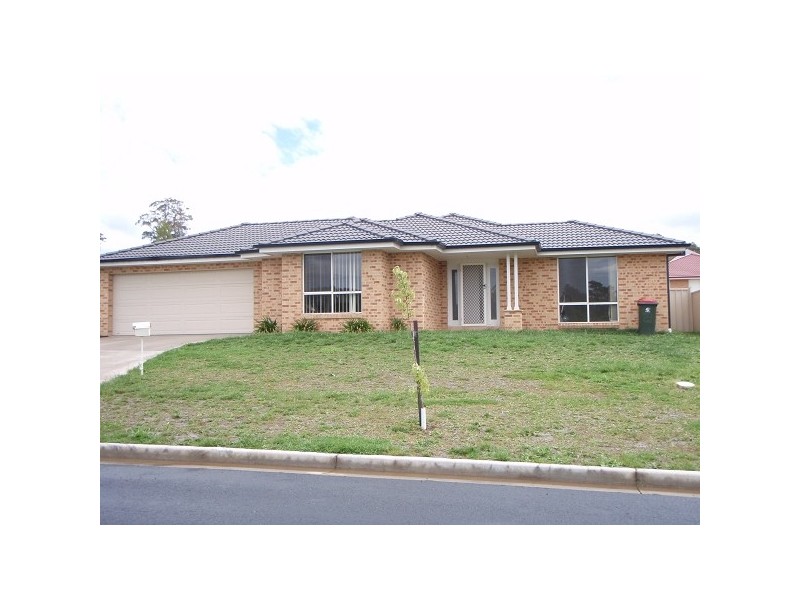 41 Fahy Crescent, Orange NSW 2800
