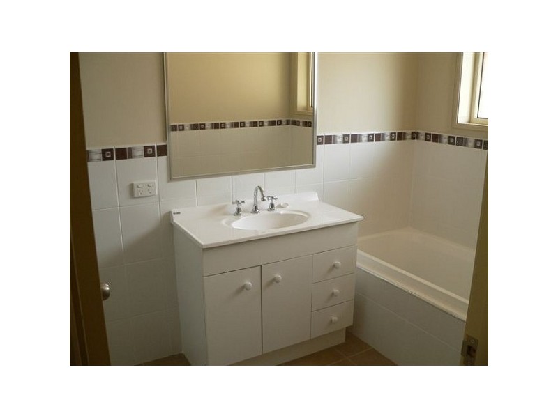 41 Fahy Crescent, Orange NSW 2800