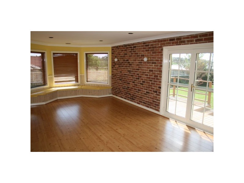 65 Turner Crescent, Orange NSW 2800