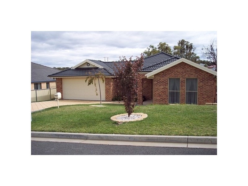 55 Olympic Drive, Orange NSW 2800