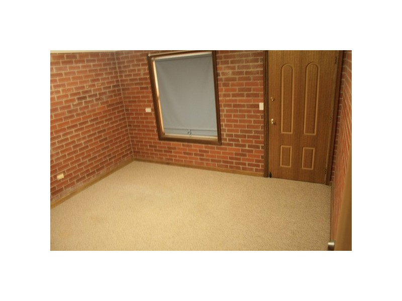 2/18 Pym Street, Orange NSW 2800