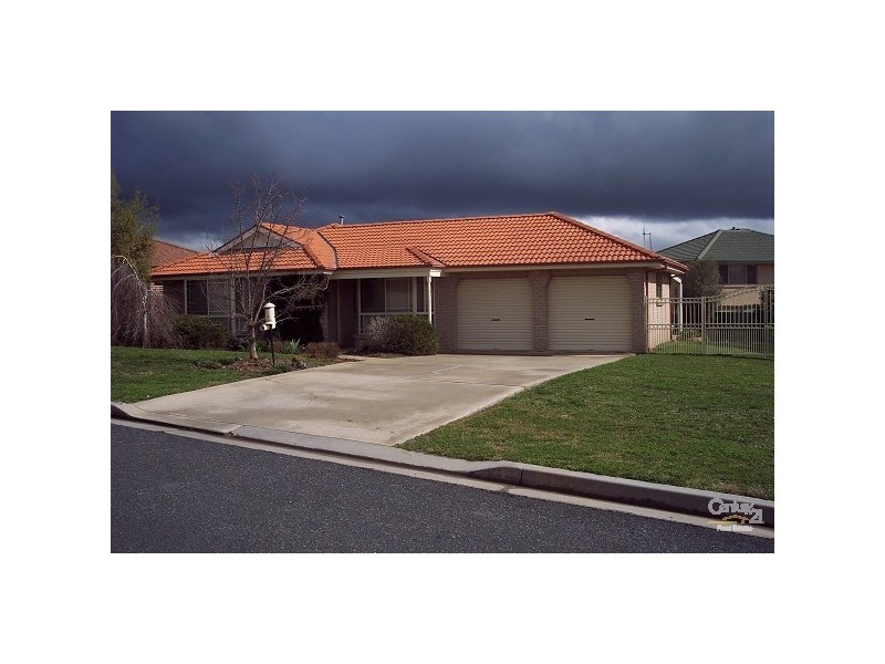 14 Cianfrano Place, Orange NSW 2800