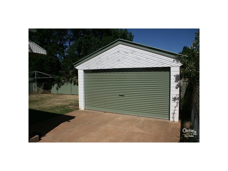 375 Lords Place, Orange NSW 2800