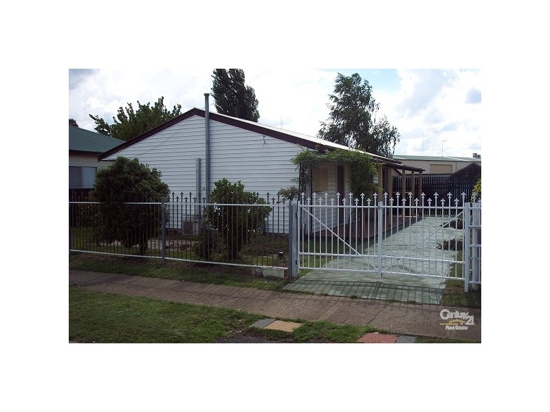 201 McLachlan Street, Orange NSW 2800