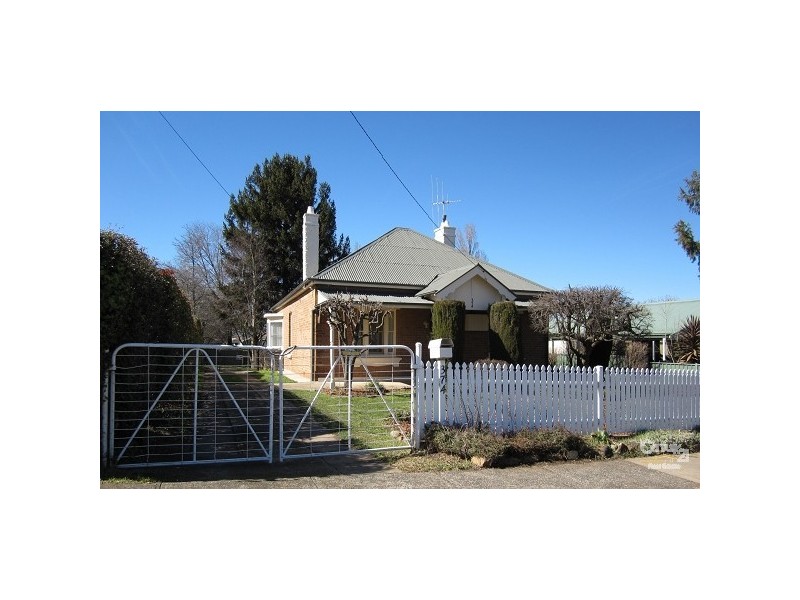 374 Anson Street, Orange NSW 2800