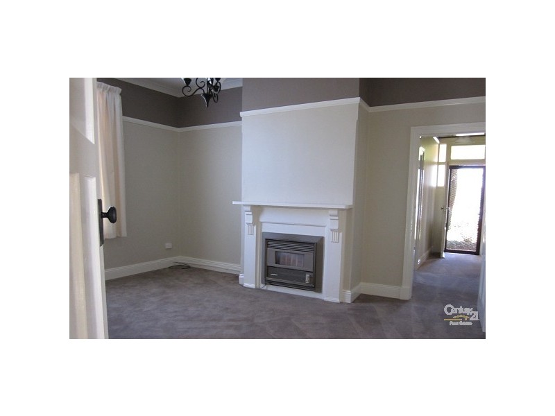 374 Anson Street, Orange NSW 2800