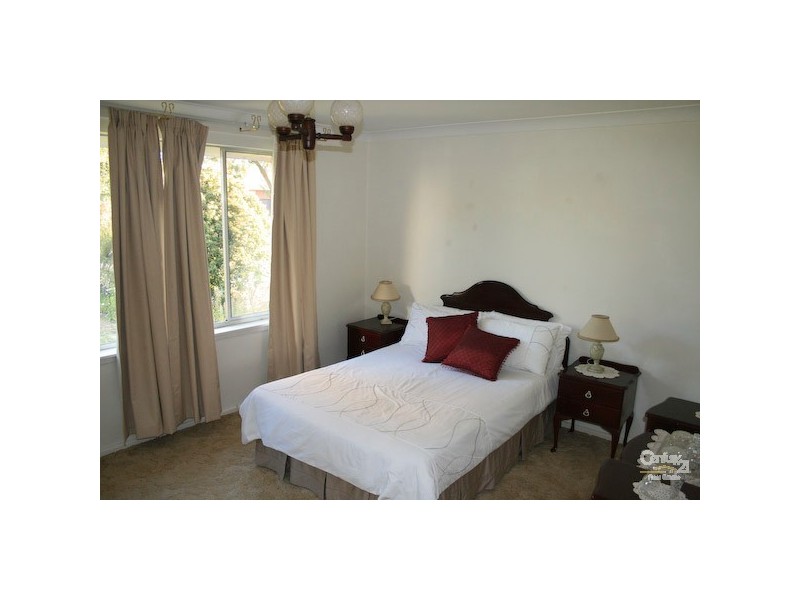 27 Boronia Crescent, Orange NSW 2800