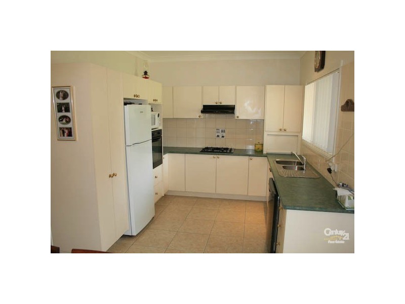 Spring Hill NSW 2800