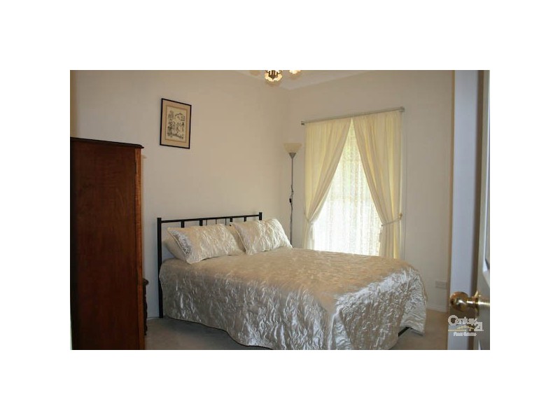 Spring Hill NSW 2800