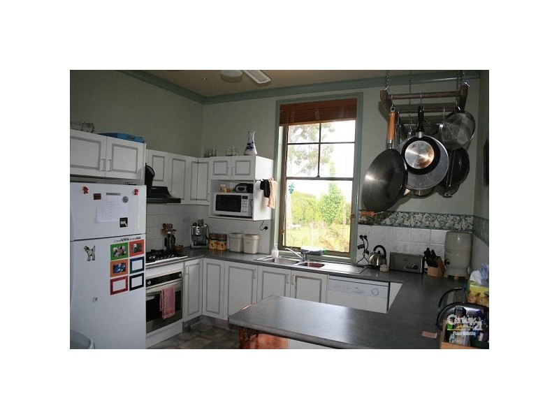 11 Crowson Street, Millthorpe NSW 2798