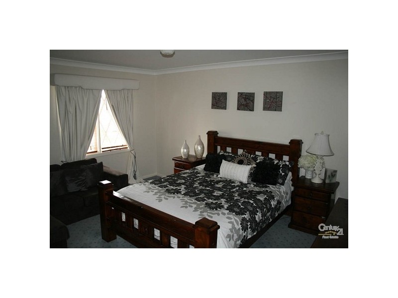 9 Eungella Place, Orange NSW 2800
