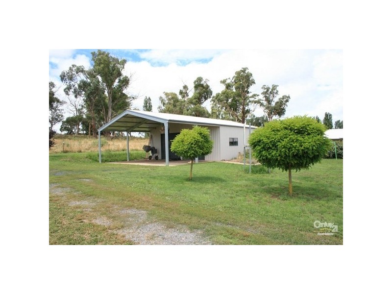 6 Benereefs, Millthorpe NSW 2798
