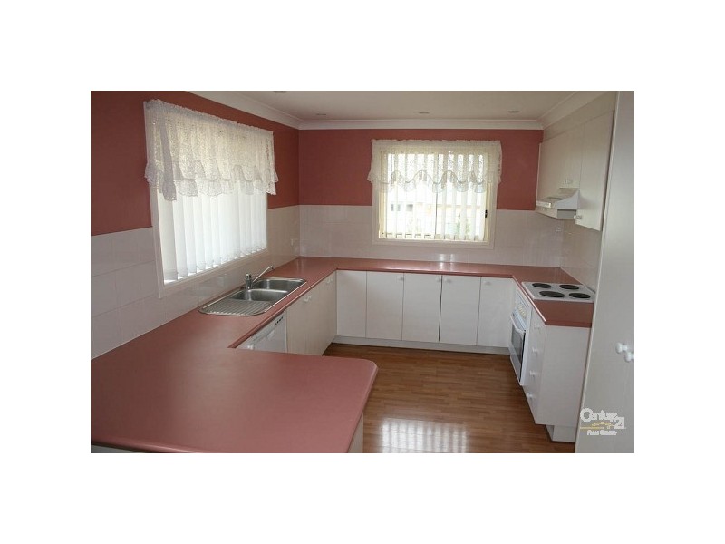 6 Mark Place, Orange NSW 2800