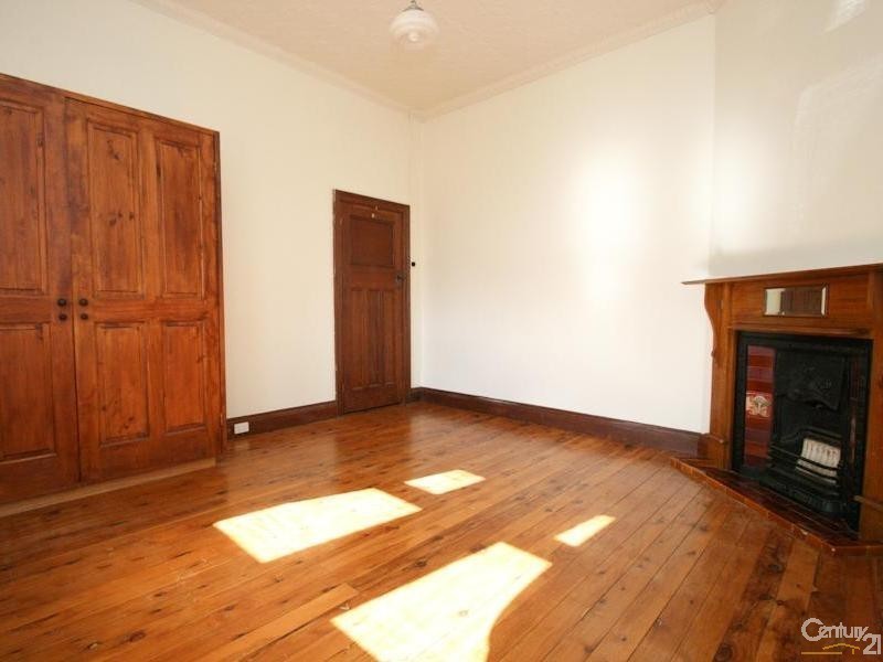 36 Caroline Street, Orange NSW 2800