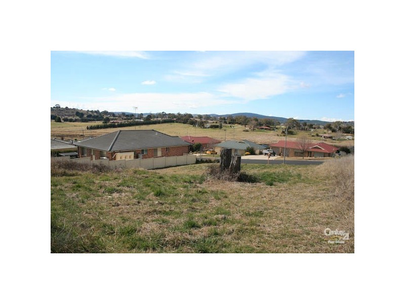 25 SOPHIE DRIVE, Orange NSW 2800