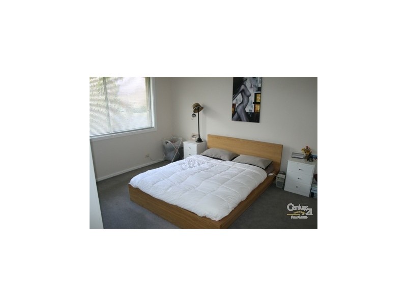 13 Endeavour Ave, Orange NSW 2800