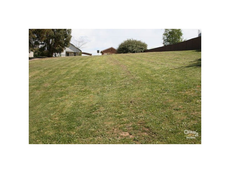 6 BONANZA PLACE, Orange NSW 2800