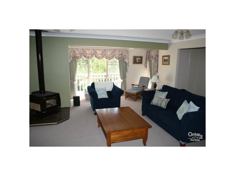 Spring Hill NSW 2800