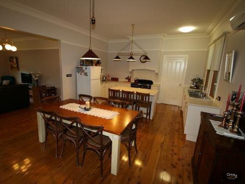 Orange NSW 2800