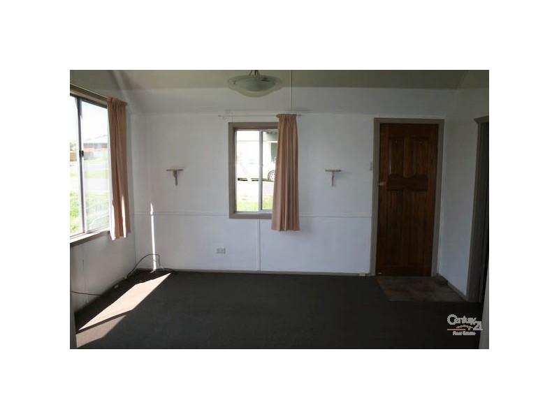 7 Stabback St, Spring Hill NSW 2800