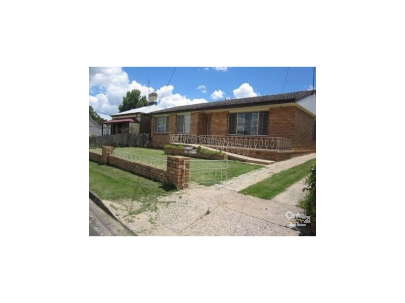 17 Curran St, Orange NSW 2800