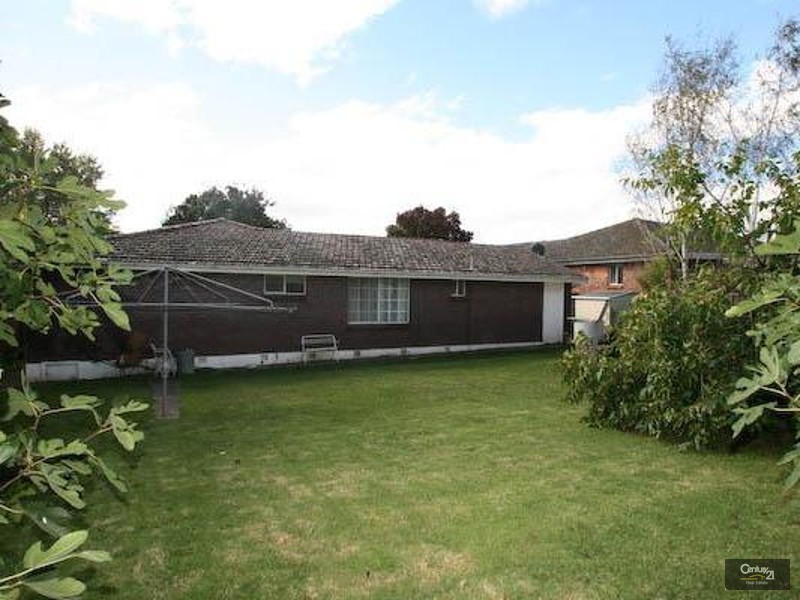 2 Cooinda Avenue, Orange NSW 2800