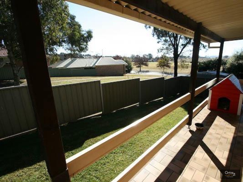4 Blackmans Close, Orange NSW 2800