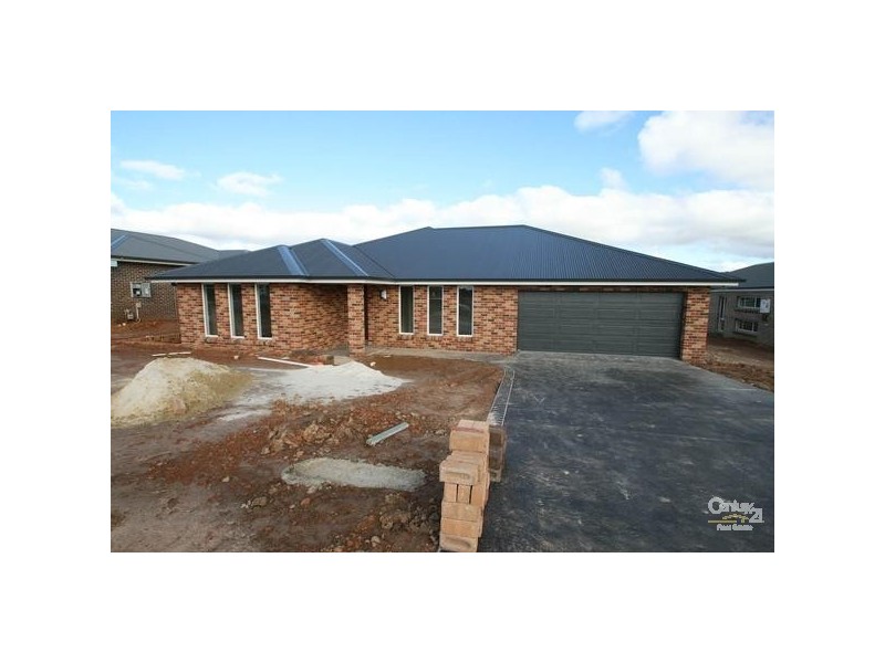 7 PIPPIN WAY, Orange NSW 2800